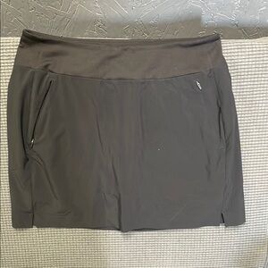 Black Skirt with Zipper Pockets